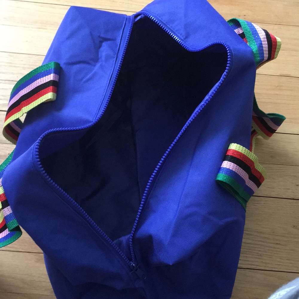 COPY - Duffle bag - Picture 3 of 4